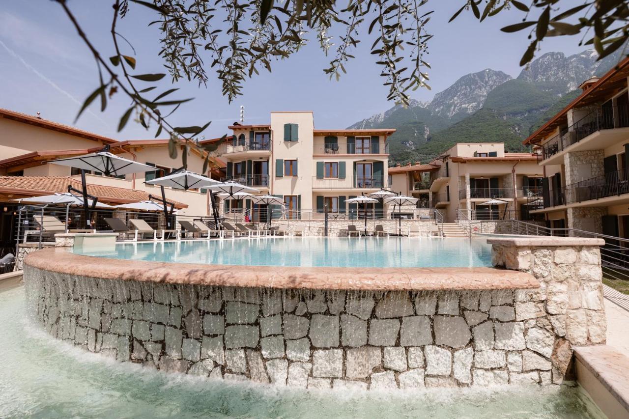 June Garda Aparthotel