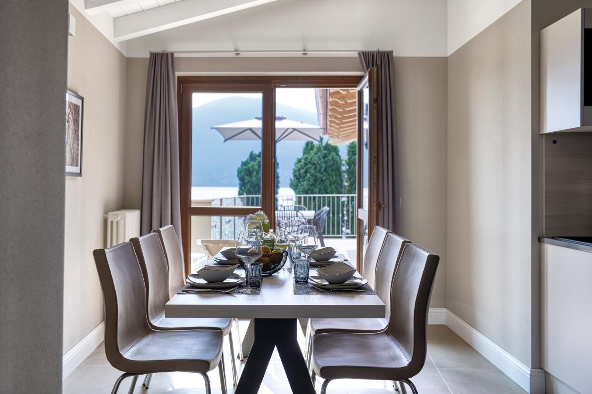 June Garda Aparthotel 3*