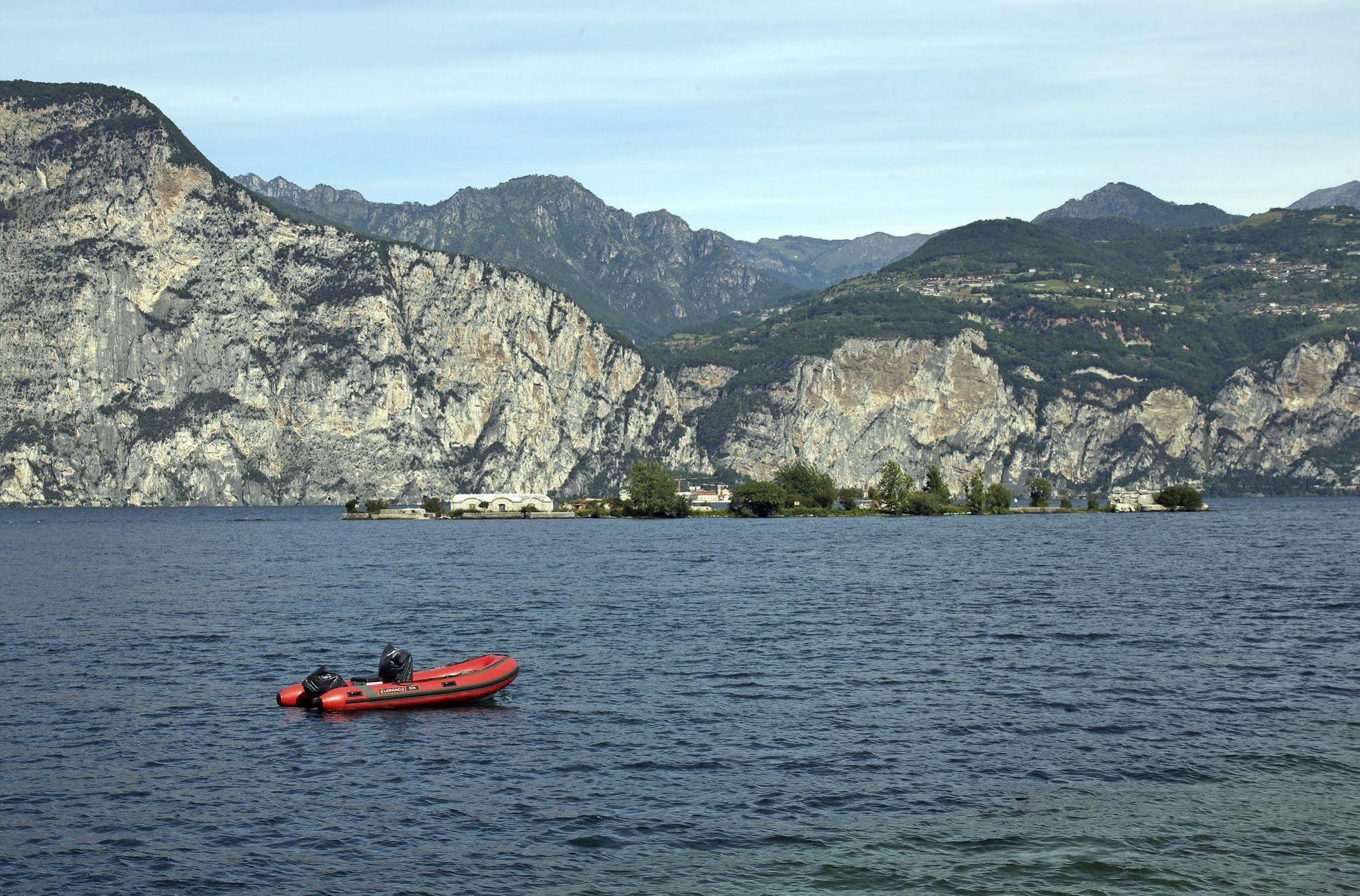 Aparthotel June Garda Brenzone sul Garda
