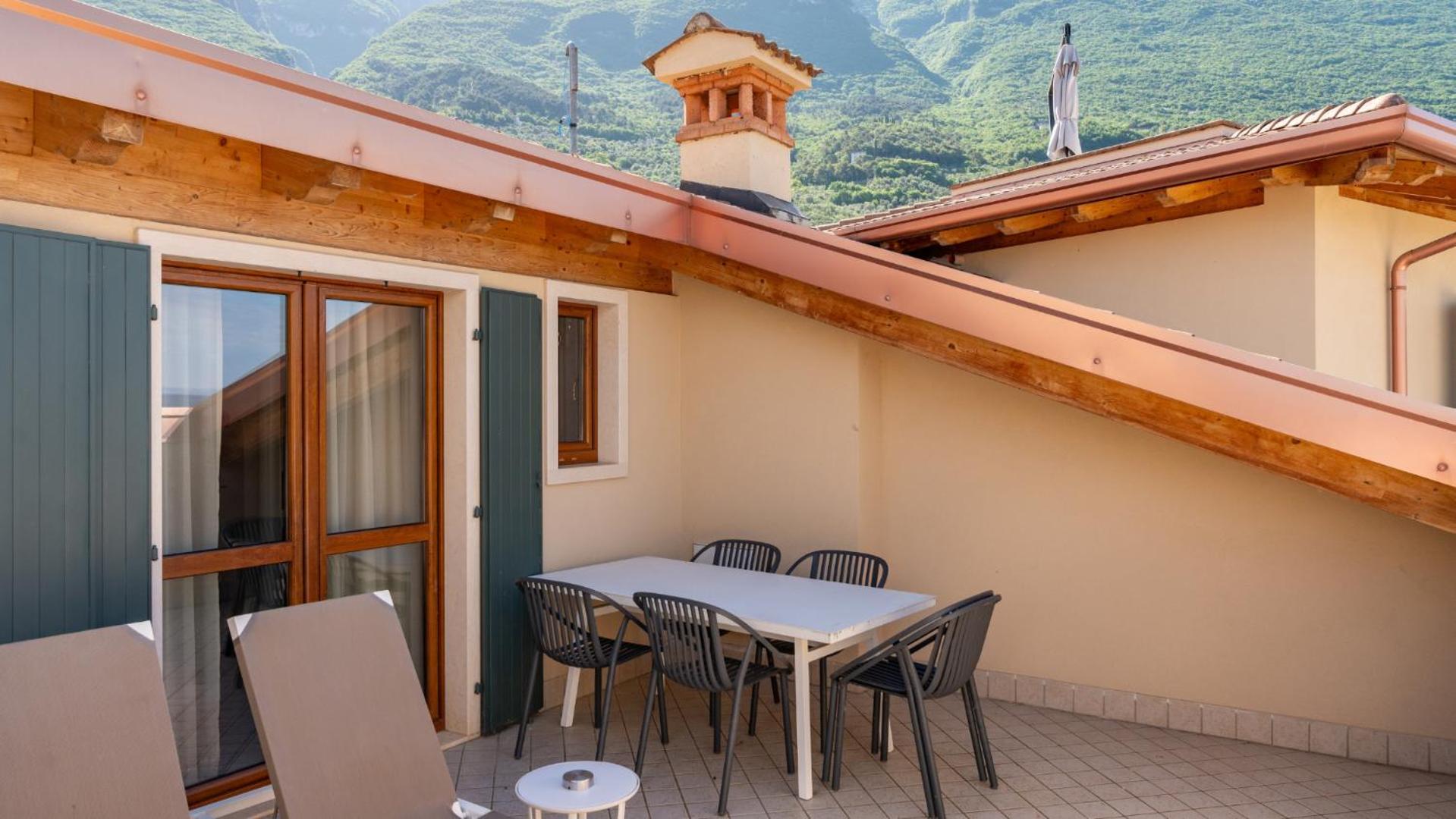 Atlantide Villaggio 3* Brenzone sul Garda